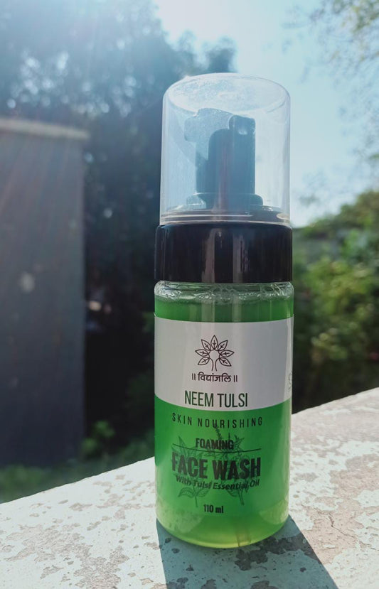 Foaming Facewash Neem Tulsi - 110 ML